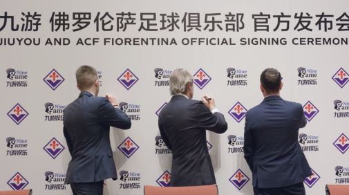 ��ɫ��Ļ�����������������Ƿ����������ֲ�